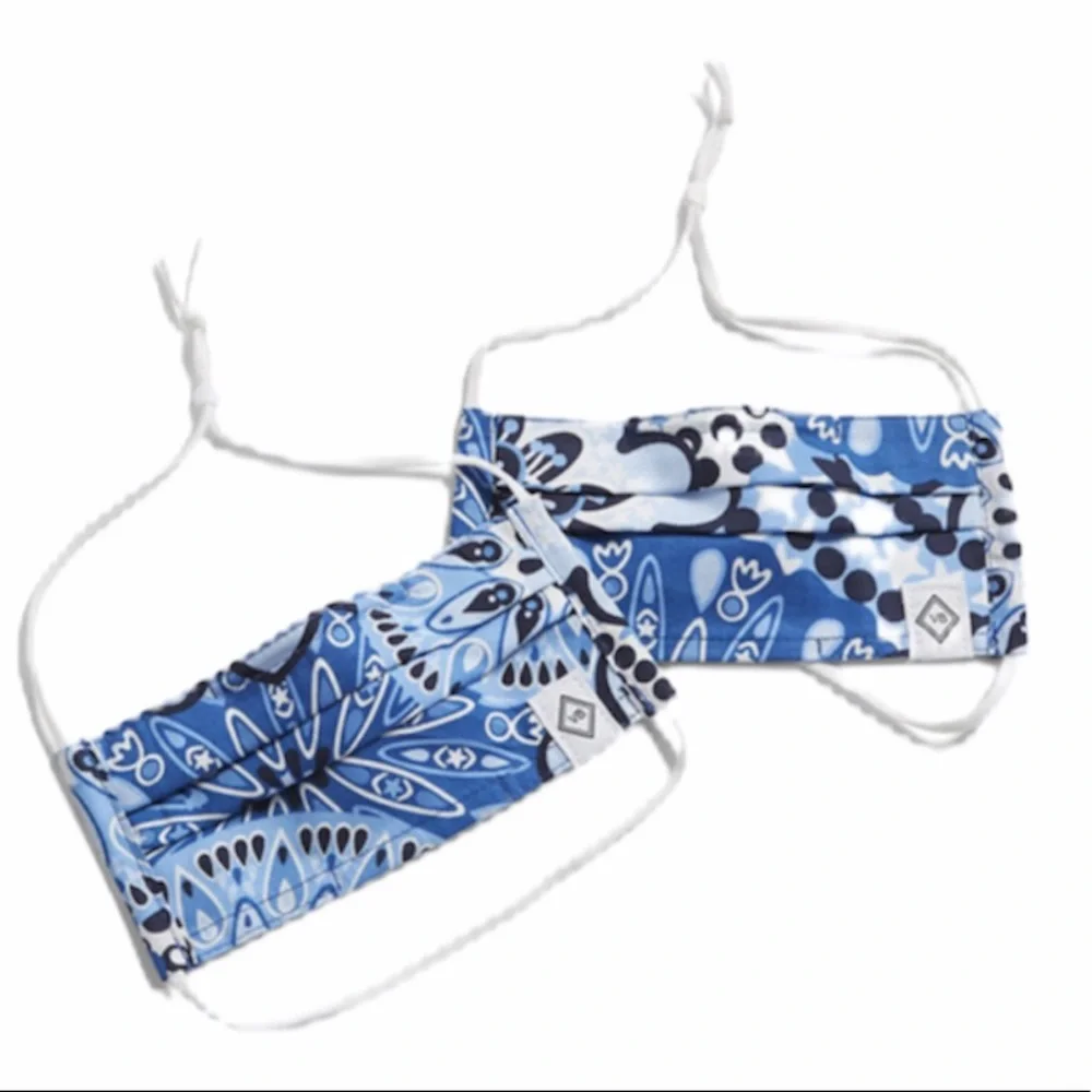Vera Bradley 2 Blue Star Medallion Pleat Face Mask